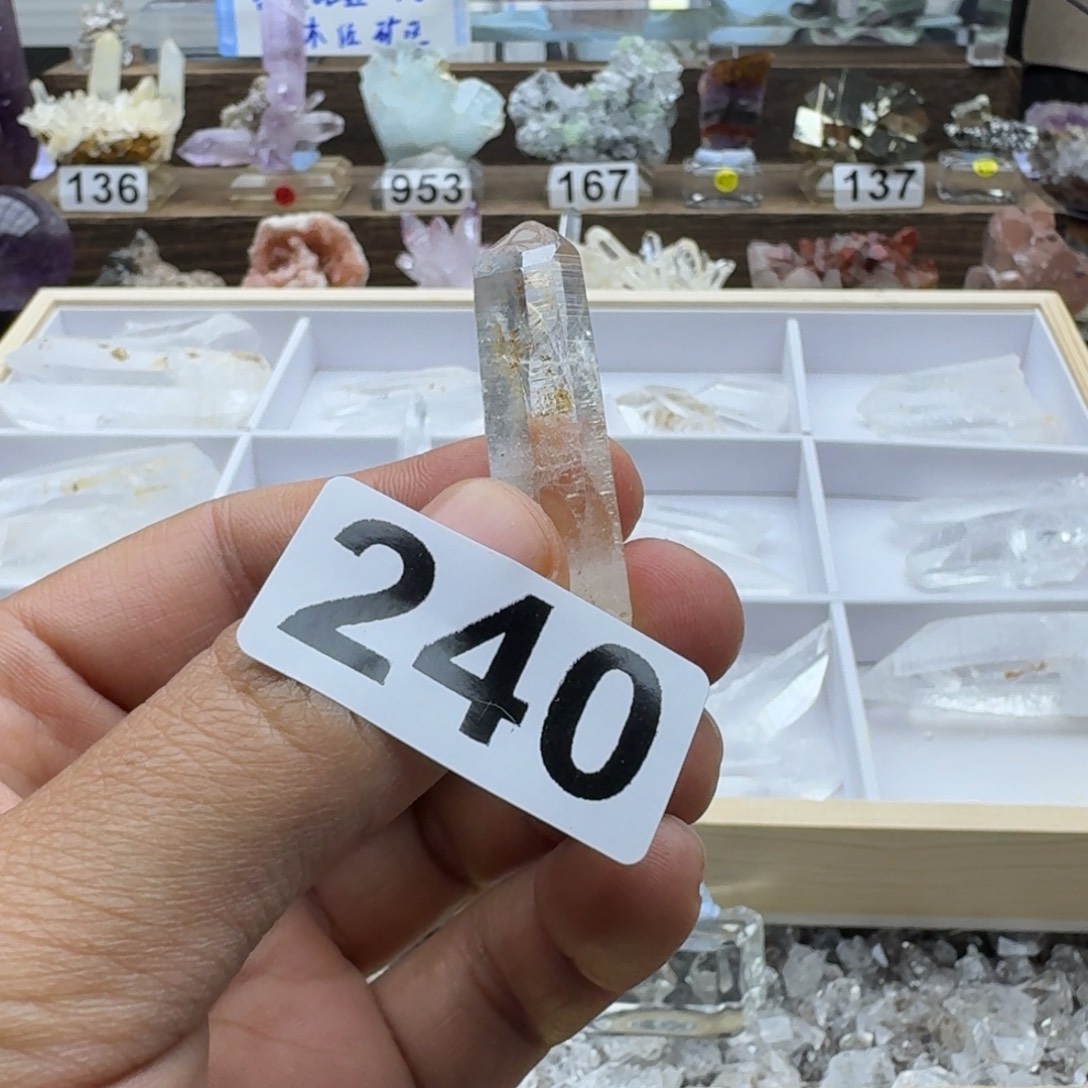 未镶嵌水晶珠宝半成品