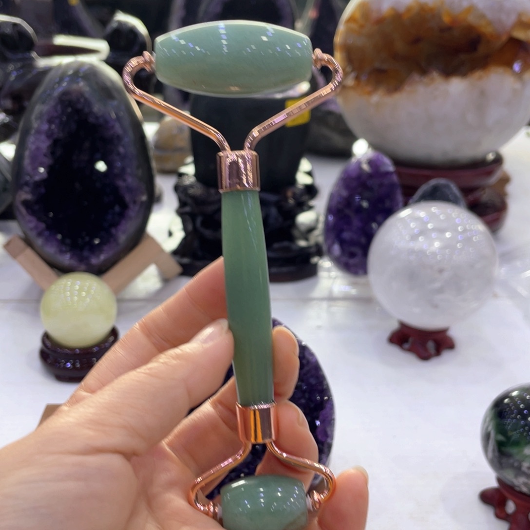 未镶嵌水晶大型摆件（非配饰）