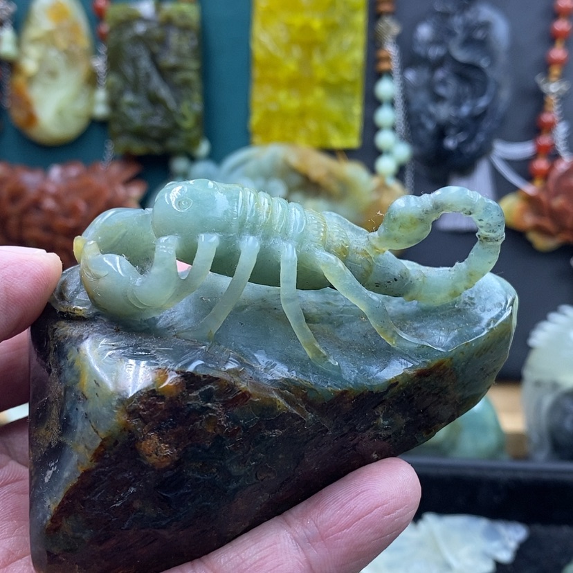 【闪购商品】未镶嵌蛇纹石玉摆件