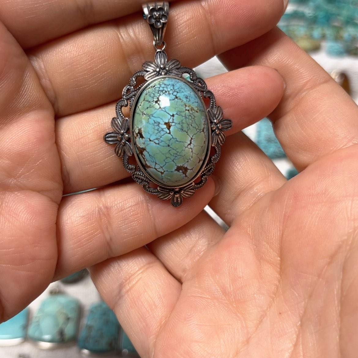 【闪购商品】未镶嵌绿松石珠宝奇石