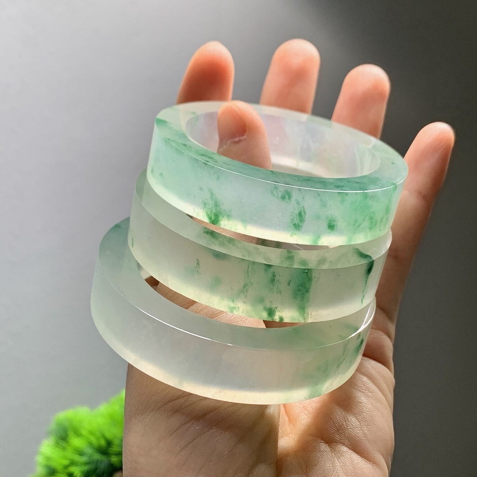 缅甸天然翡翠手镯定制缅甸翡翠直播间