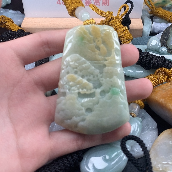 翡翠未镶嵌颈饰天然保真a货翡翠