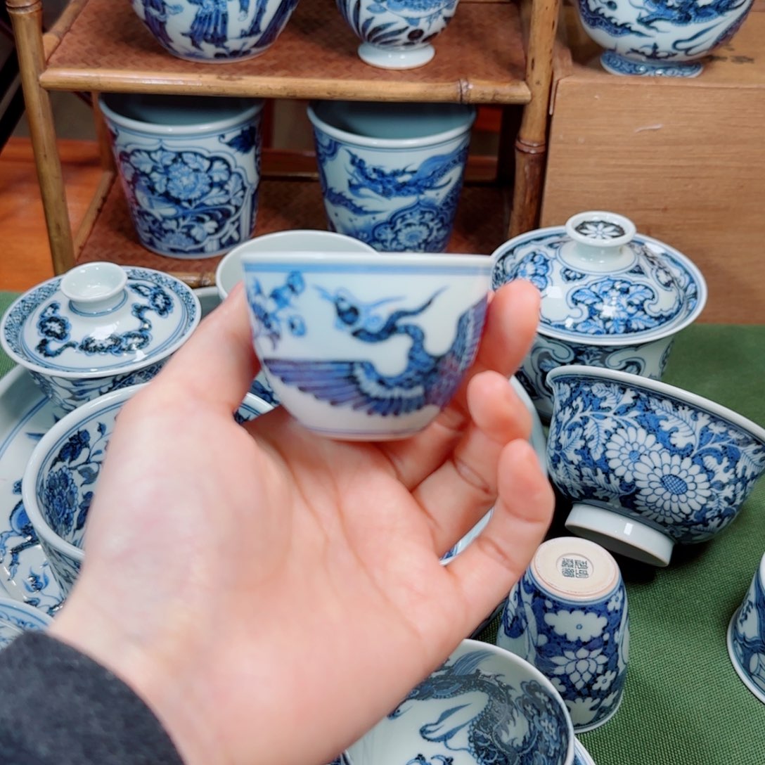 菊花凤纹小缸杯明续幽蓝