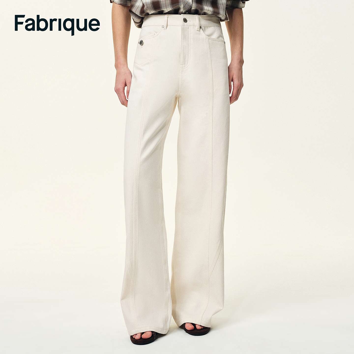 Fabrique Polly 早春新品牛乳白纯棉解构分割弯刀休闲阔腿牛仔裤