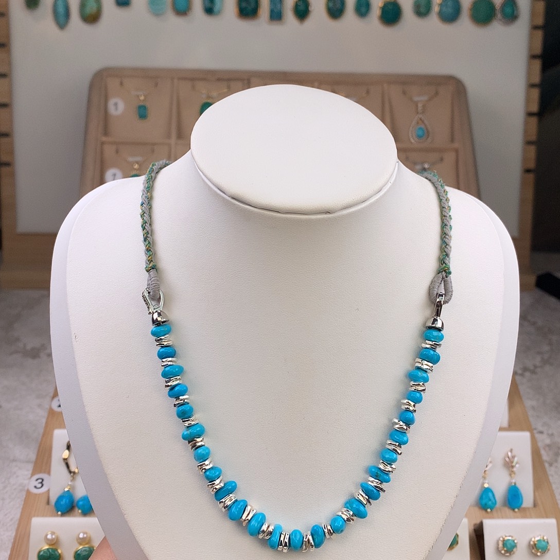 绿松石未镶嵌颈饰