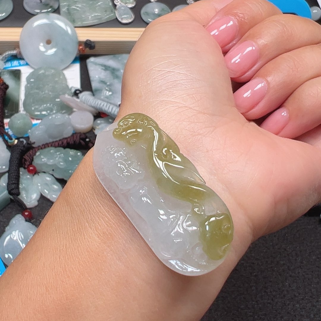 翡翠未镶嵌颈饰天然A货缅甸翡翠