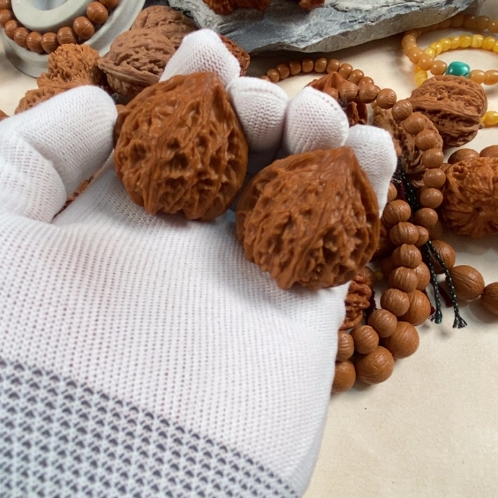 C***.吊坠猴头核桃灯笼