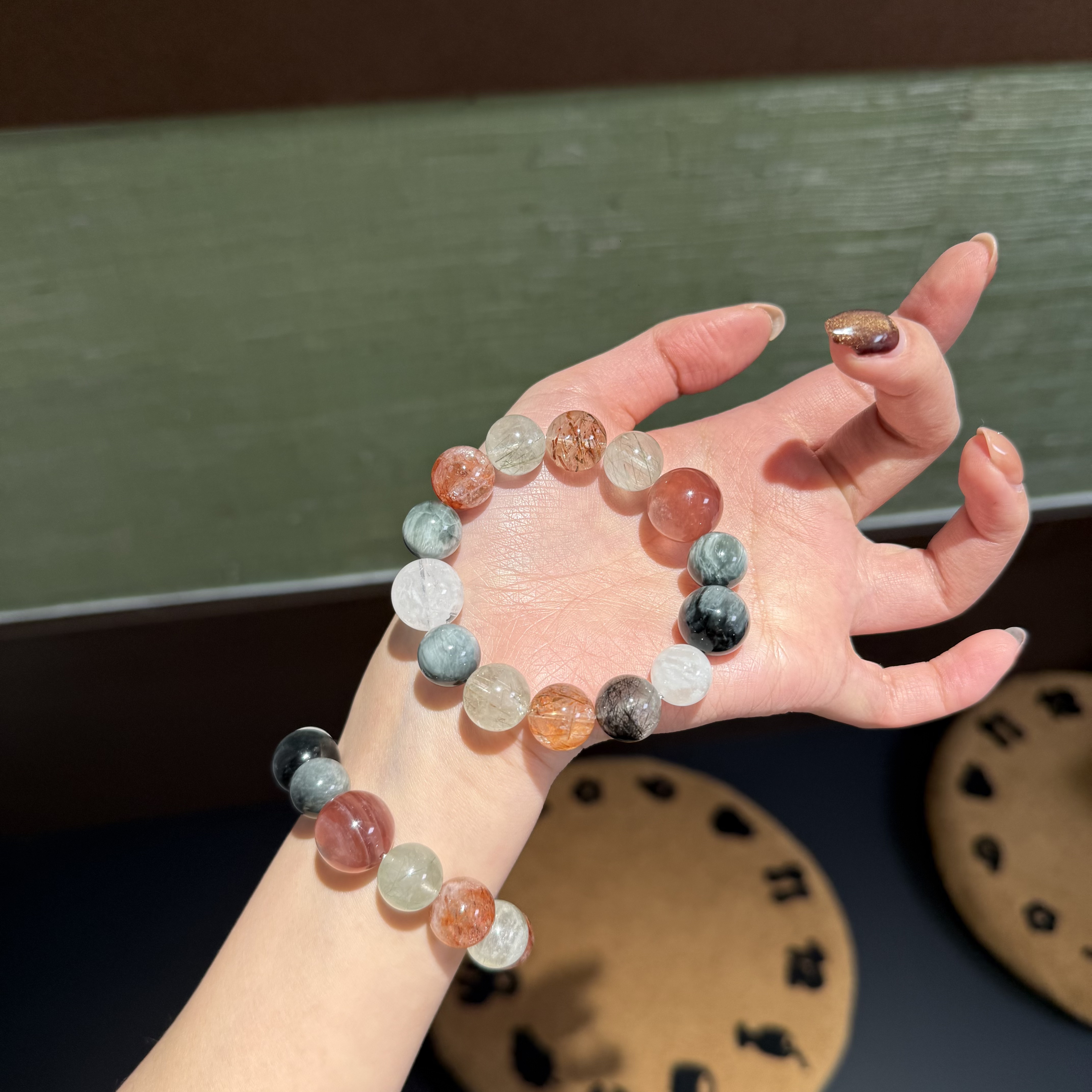 C*画龙点晴*粉云母顶珠鹰眼发晶多宝手串 多样性发其一