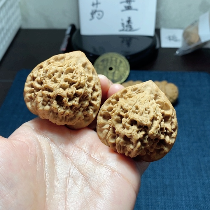 桃核吊坠王勇官帽47