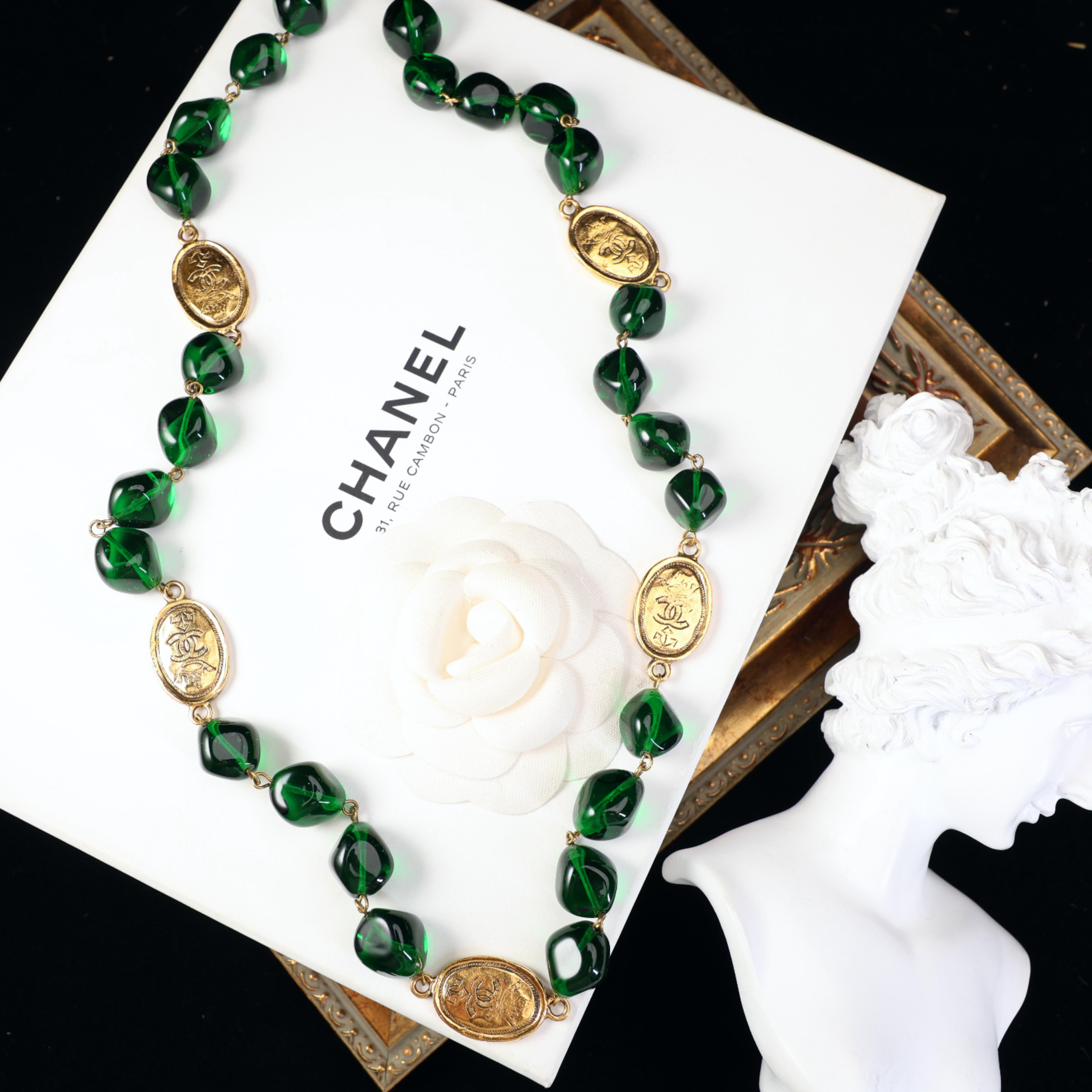 95新 Chanel/香奈儿 柚礼中古/香奈儿绿琉璃皇冠金币项链nw512033