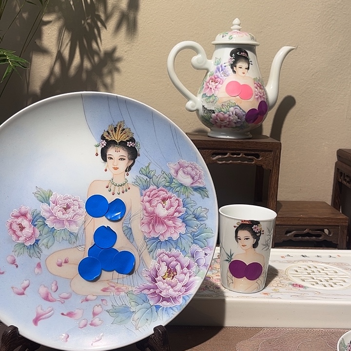 手工手绘的作品杯子