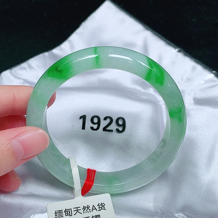 翡翠未镶嵌手镯翡翠手镯未镶嵌