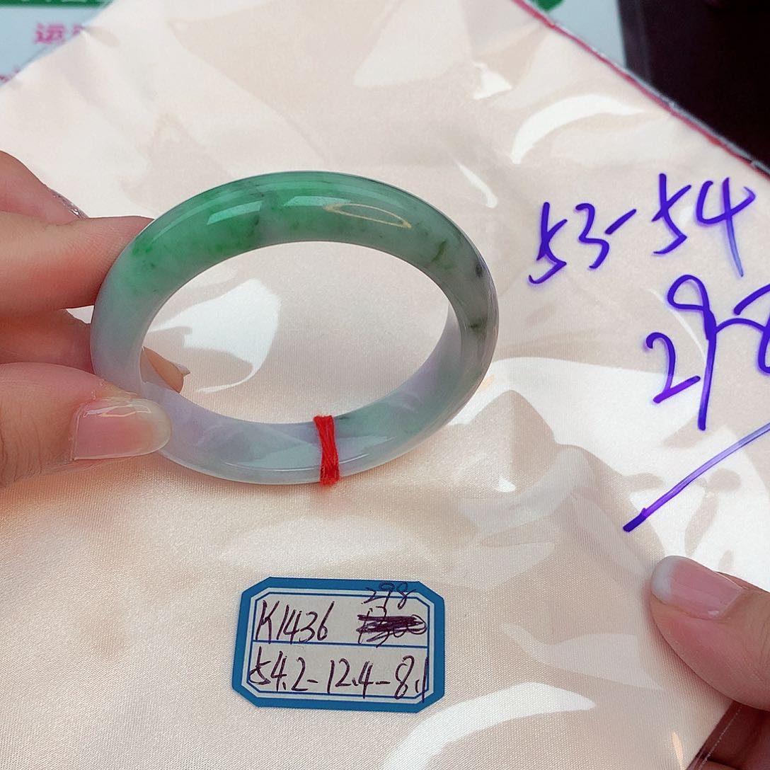 翡翠手镯未镶嵌缅甸翡翠