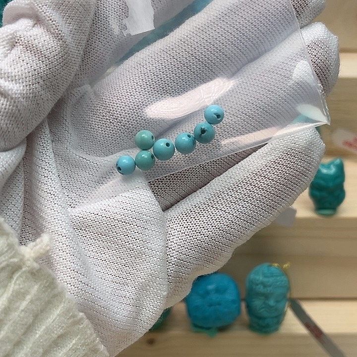 绿松石珠宝未镶嵌