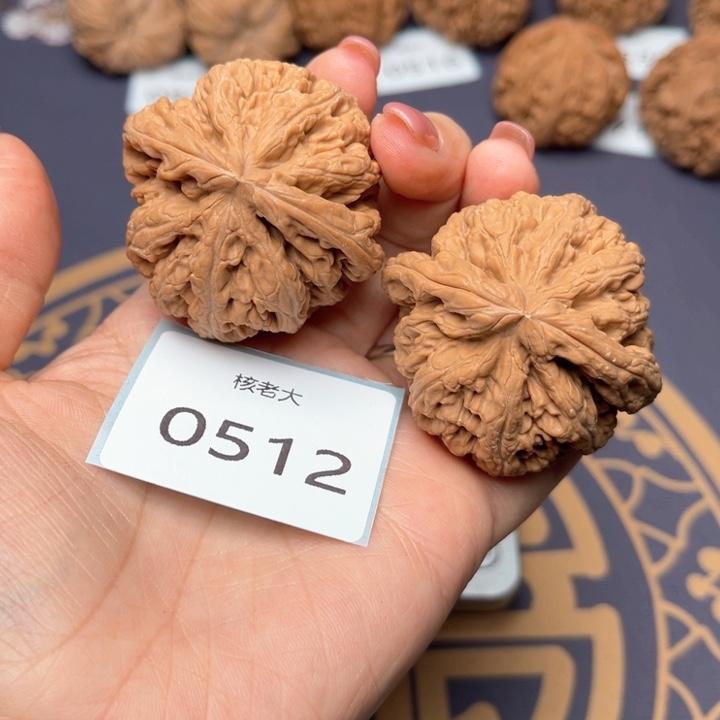 文玩核桃把件46大粗筋 0512