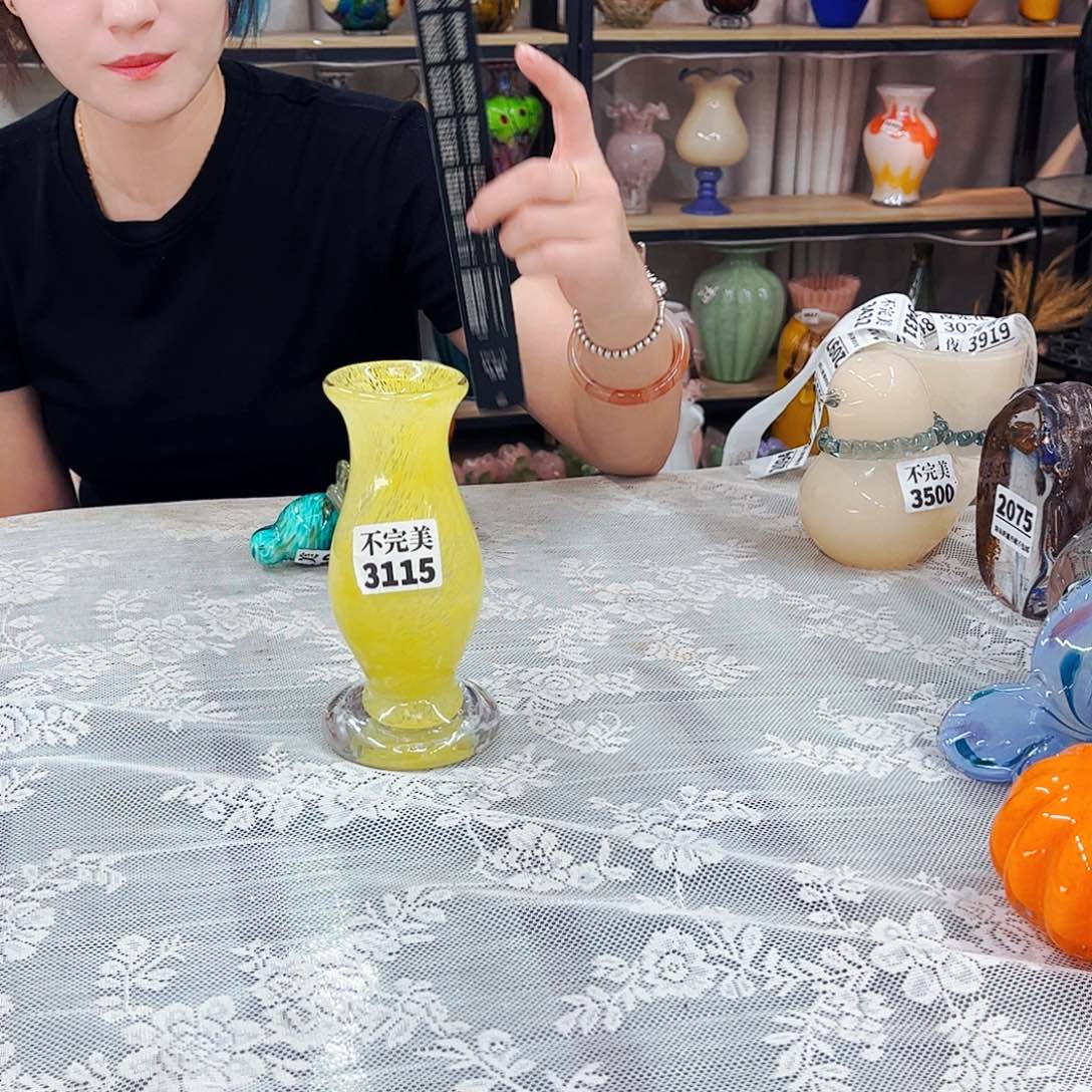 3115 家悦琉璃工艺品不完美