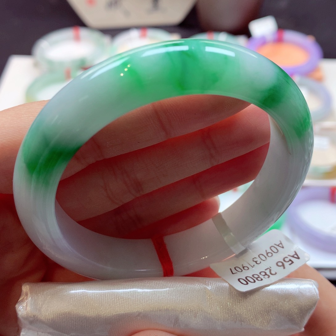 翡翠手镯未镶嵌3正圈77