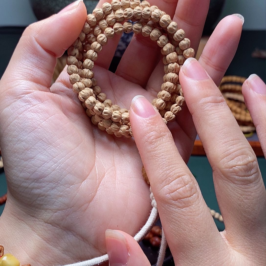 柏香籽/百香籽吊坠238.8莲花