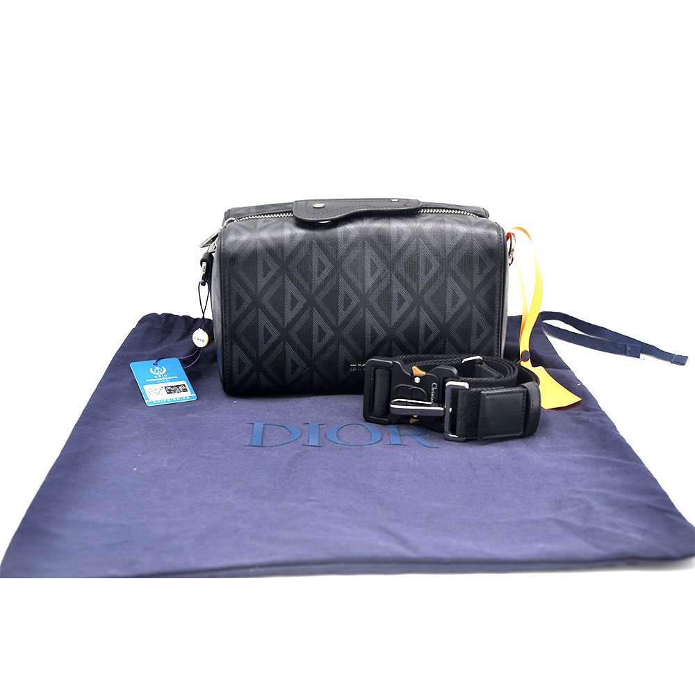 95新 DIOR/迪奥 98新 CD钻石格纹老花黑色单肩盒子包22＊14/37622