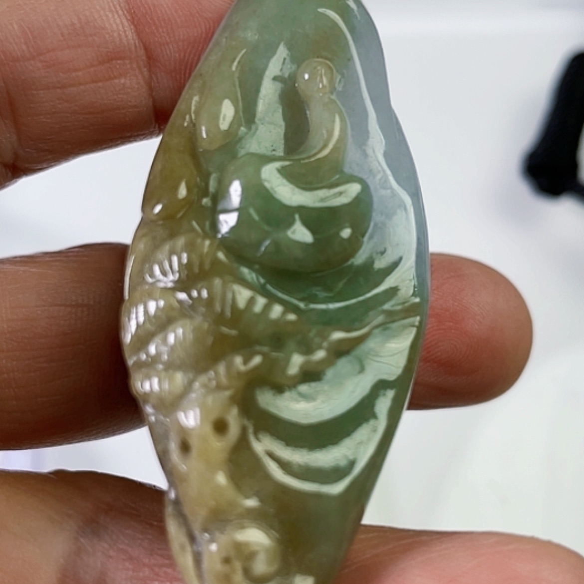 【闪购商品】翡翠吊坠(不含链)未镶嵌天然翡翠吊坠