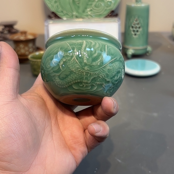 瓷片龙泉青瓷福利青瓷