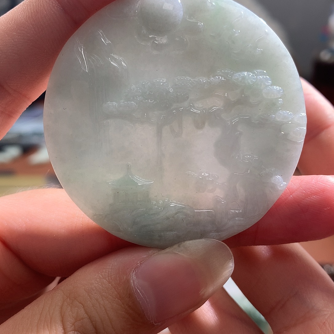 翡翠未镶嵌颈饰翡翠
