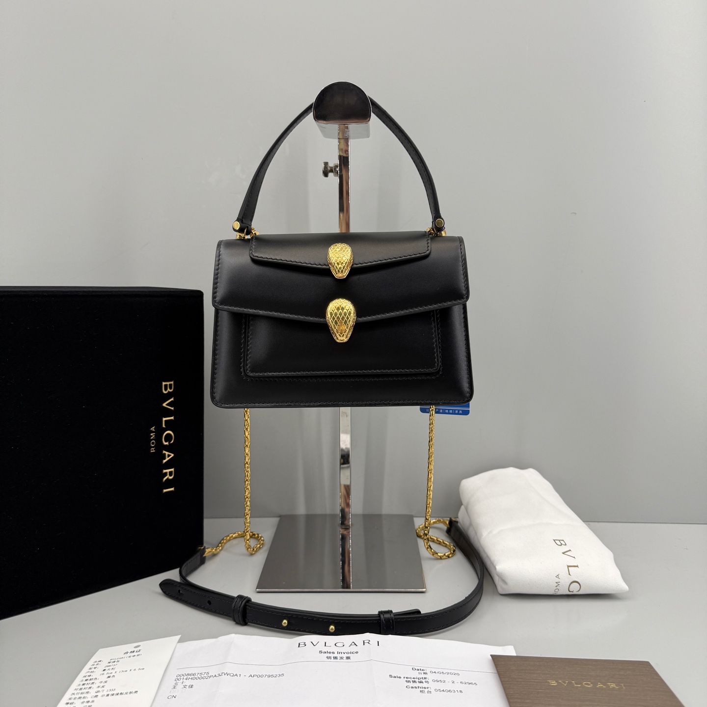 99新 BVLGARI/宝格丽 优选/黑色小号蛇头手提包20年票全套