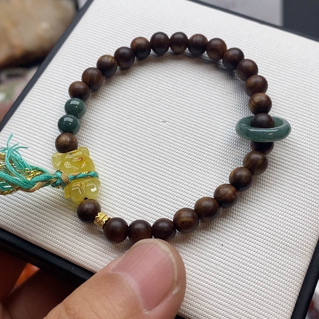 水晶手串未镶嵌……