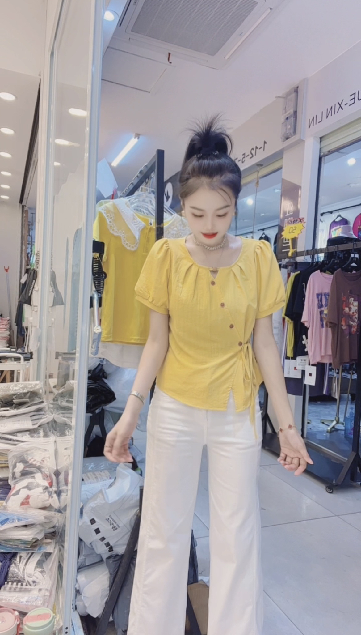 【小玉】新款时尚串珠系带设计感时尚百搭遮肉显瘦上衣