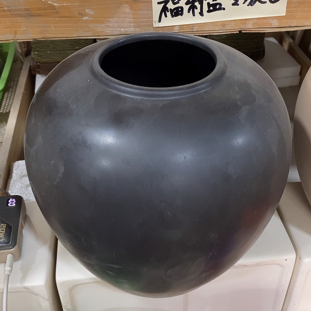 摆件陶盆有孔 瑕疵介意勿拍