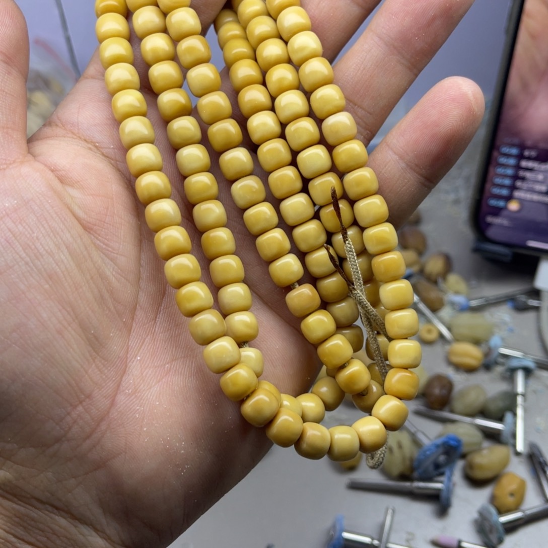 Q***肠吊坠龙脊菩提龙脊菩提7.7左右无钥匙孔脖挂