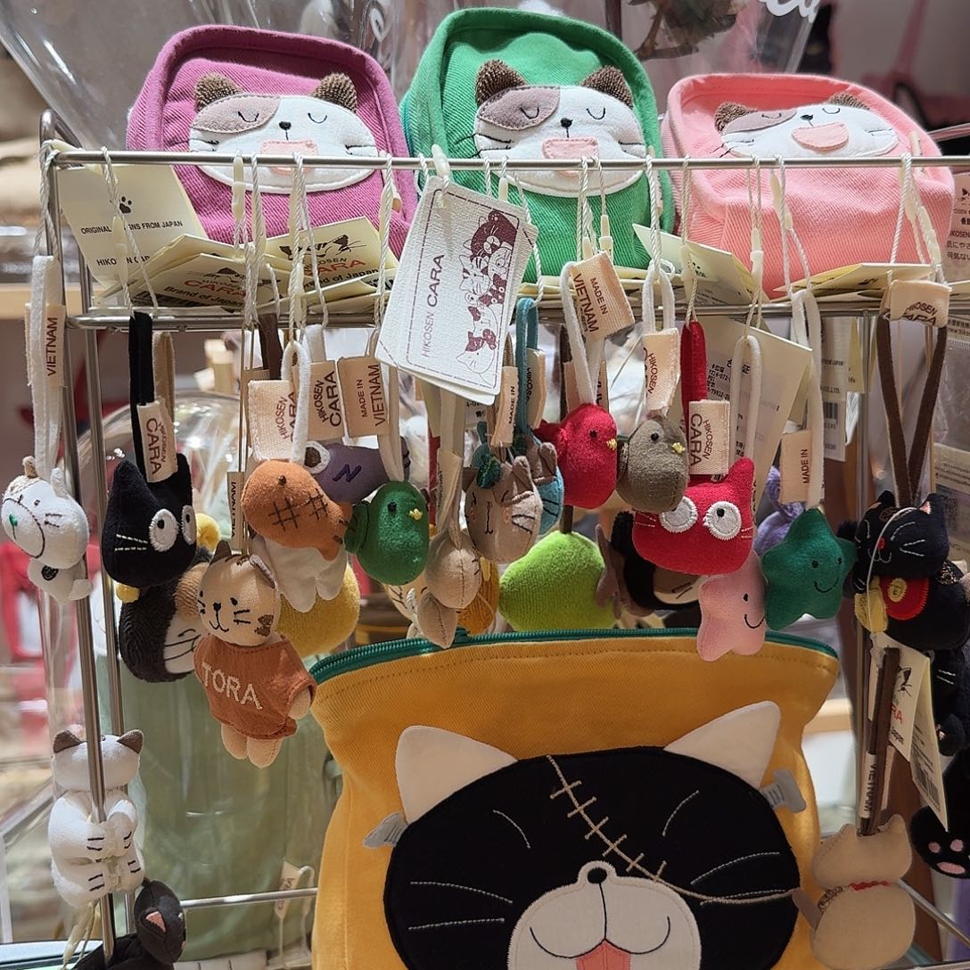 带子款棉小猫拉链头黑红