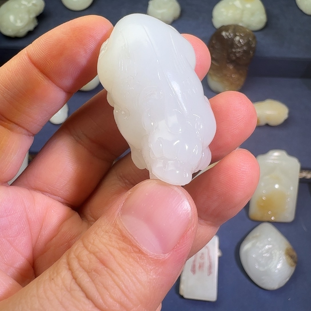 和田玉颈饰未镶嵌李*铭