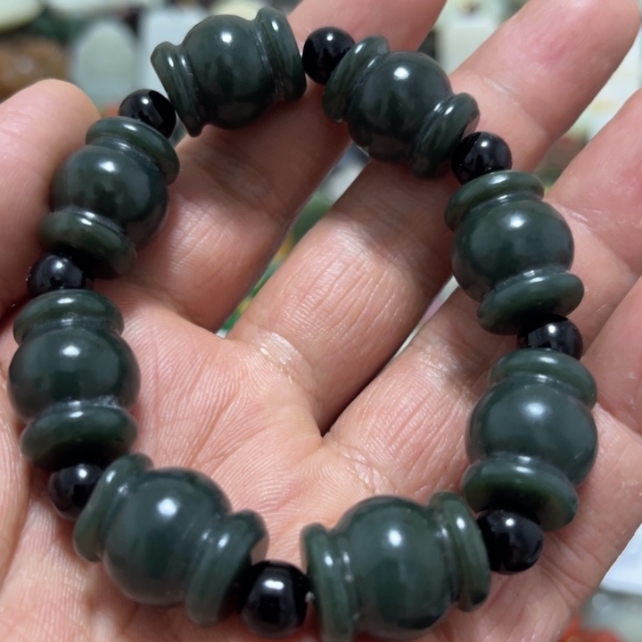 未镶嵌手链和田玉