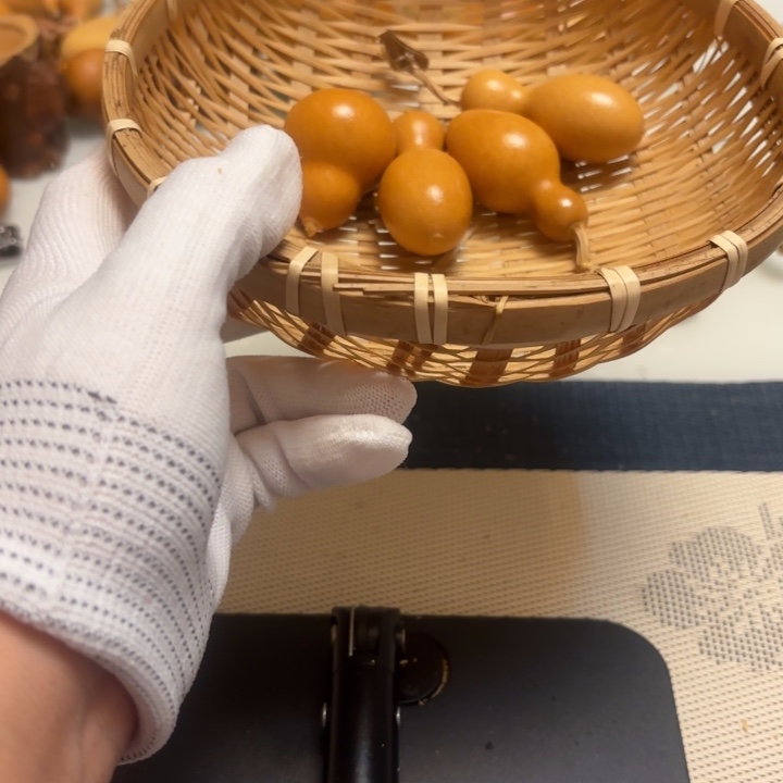 奶***蜜天然手捻老皮的葫芦