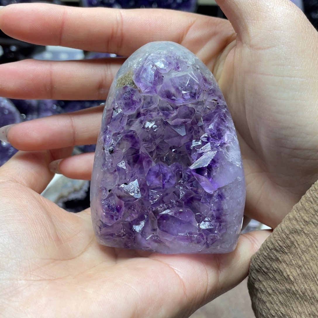 紫晶大型摆件（非配饰）未镶嵌