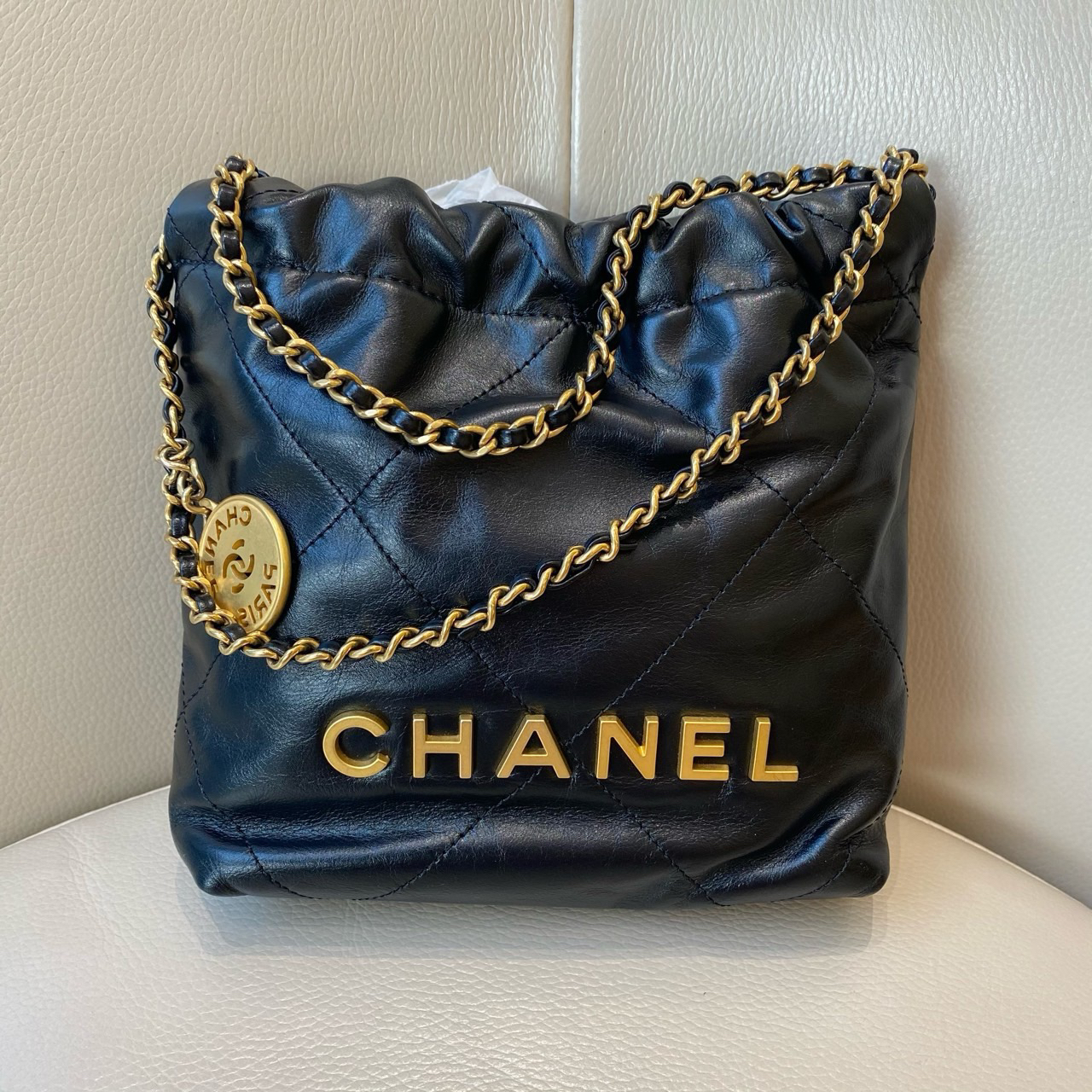 99新 Chanel/香奈儿 香奈儿Chanel 22bag mini黑金 芯片款