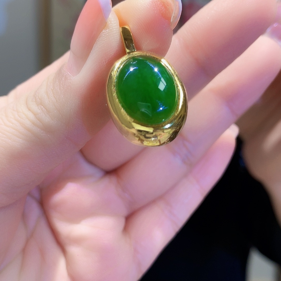 和田玉（碧玉）颈饰银S925镀金镶嵌