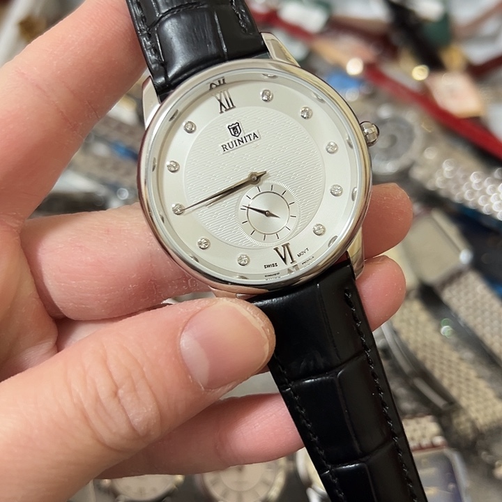 将***帅钢牛皮（革）钢石英机芯