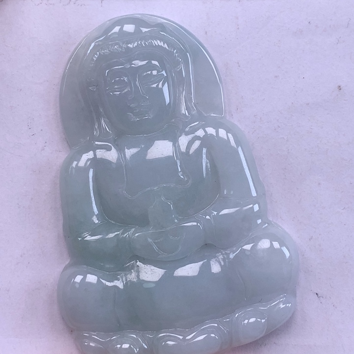 颈饰未镶嵌翡翠观音