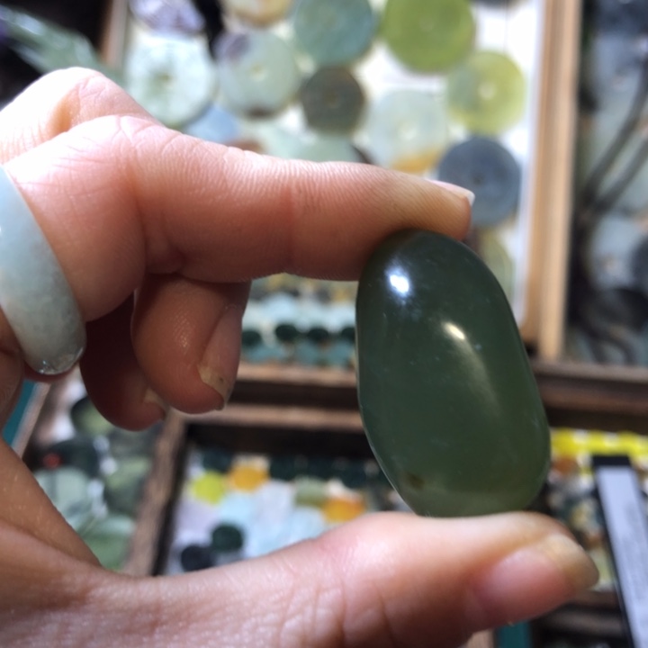 岫玉岫玉挂件未镶嵌