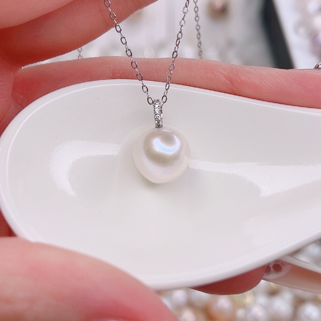 淡水珍珠吊坠(赠链)未镶嵌