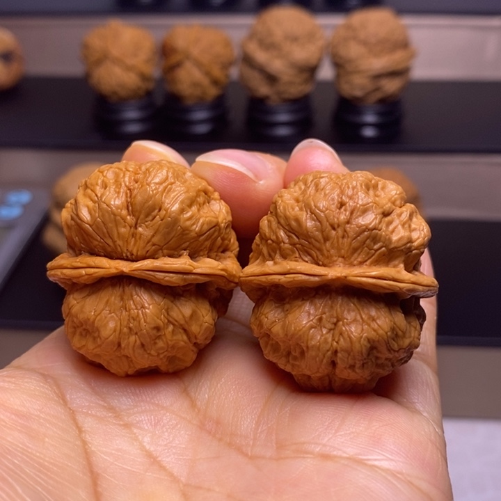 文玩核桃把件龙鳞舍利疙瘩包42