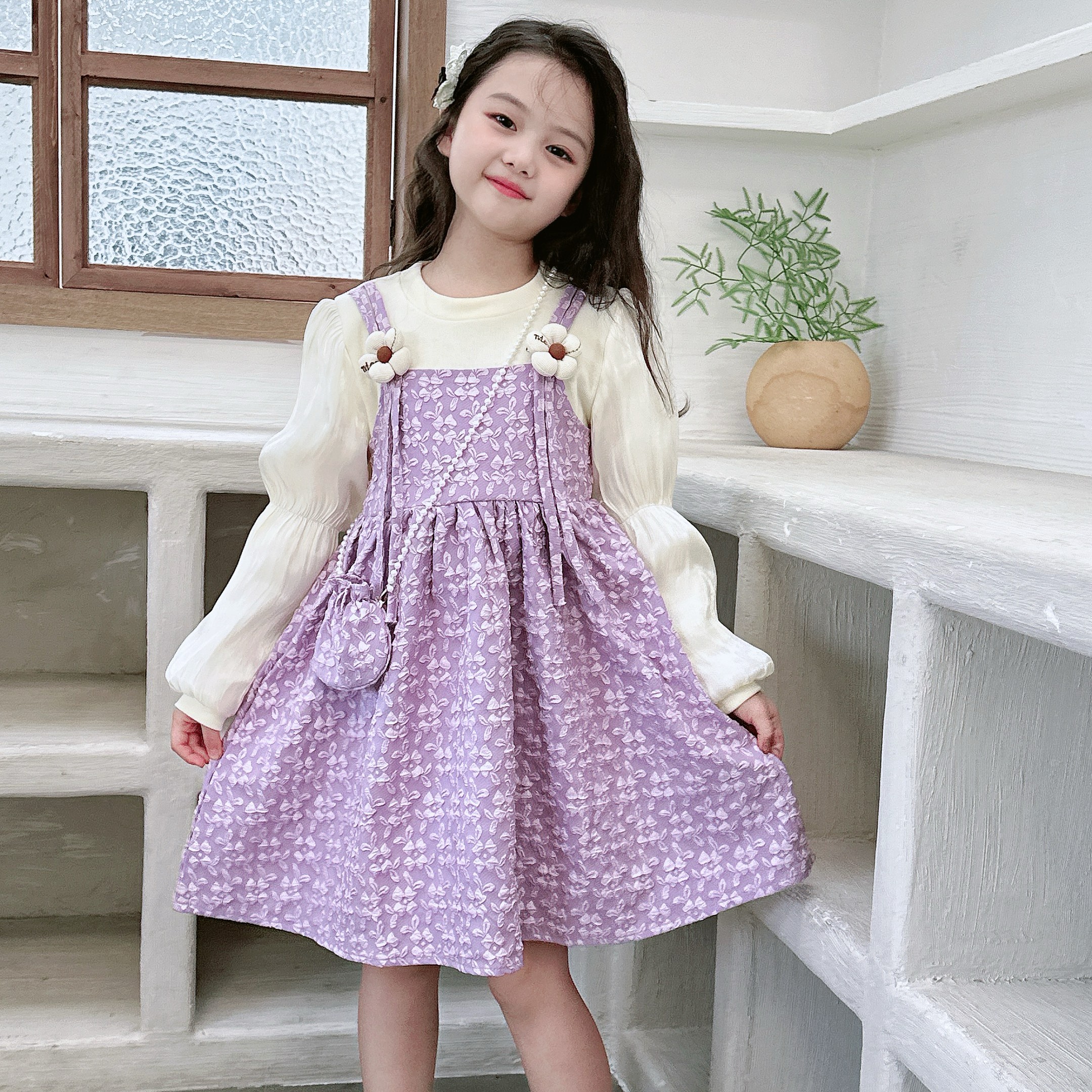女宝宝秋季新款长袖连衣裙小女孩洋气甜美公主裙