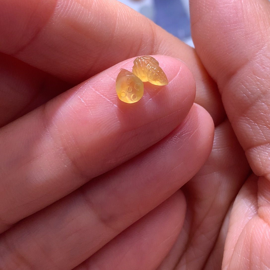 定制翡翠未镶嵌高冰黄色莲蓬