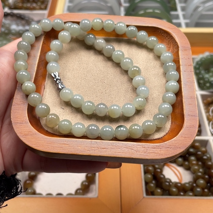 和田玉珠串8mm未镶嵌