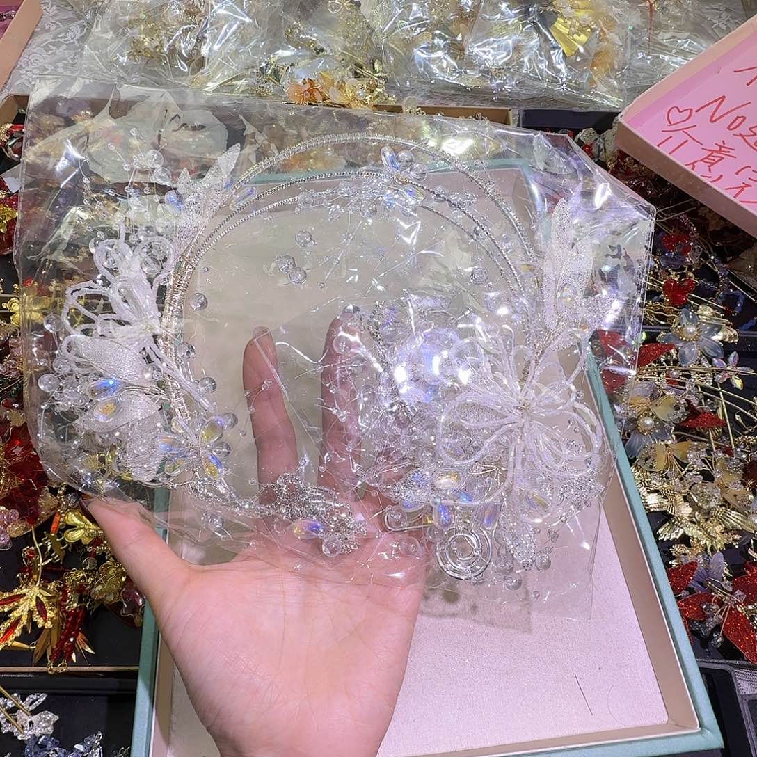 混合材质新娘头饰不退不换不售后无礼盒