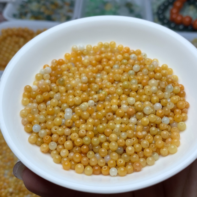 【闪购商品】翡翠手链未镶嵌卡3.5冰黄100颗