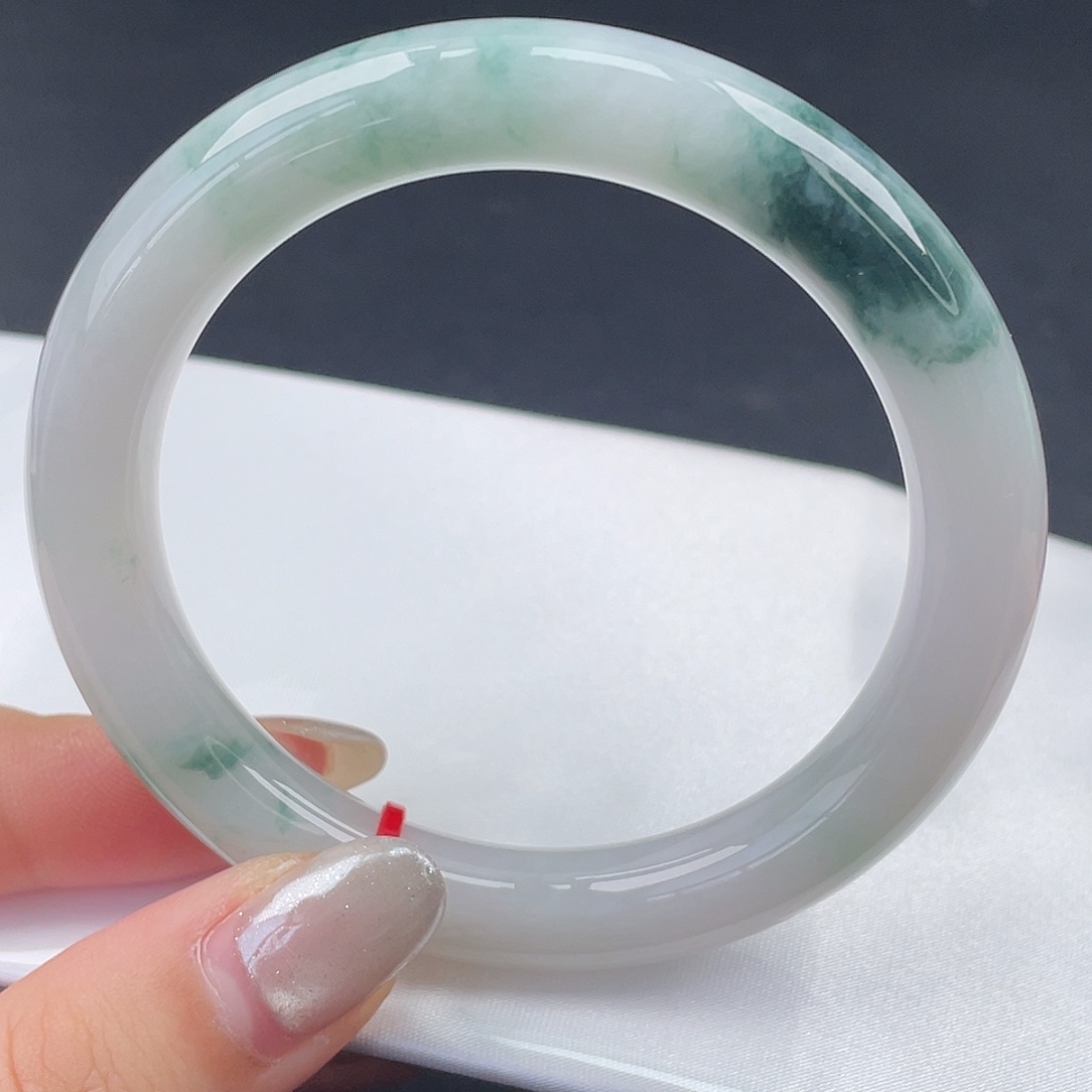 翡翠未镶嵌手镯56圆条