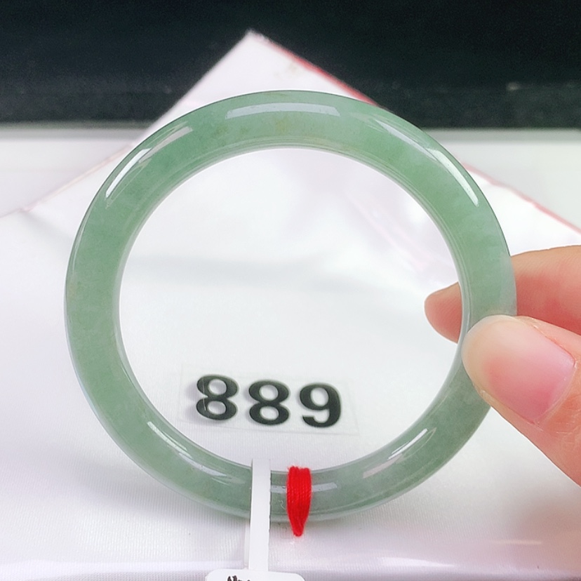 【闪购商品】未镶嵌手镯翡翠